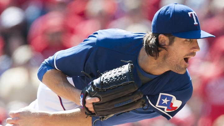 Gallardo, Hamels set to start for Rangers in ALDS Games 1-2
