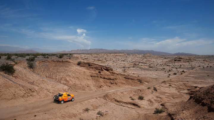 Extreme Endurance: Riding the 2015 Dakar Rally in South America Extreme Endurance: Riding the 2015 Dakar Rally in South America