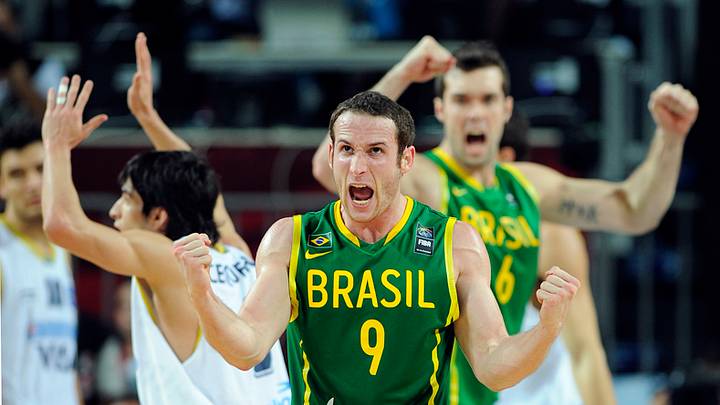 Lakers sign Brazilian guard Marcelo Huertas Lakers sign Brazilian guard Marcelo Huertas