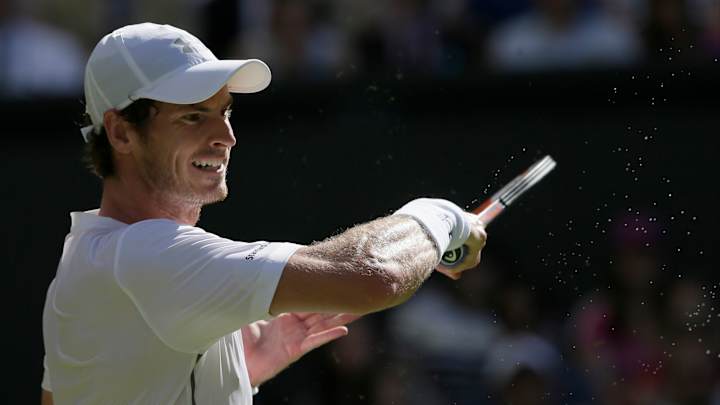 Murray plays through heat, reaches 2nd round at Wimbledon