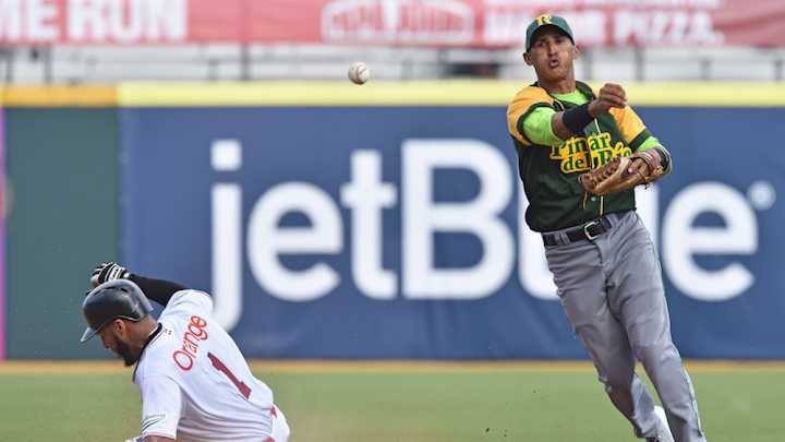 Two Cuban players defect during Caribbean Series Two Cuban players defect during Caribbean Series