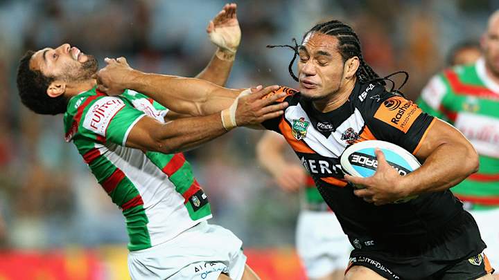 A Canadian theater critic accidentally broke some major Aussie rugby news A Canadian theater critic accidentally broke some major Aussie rugby news