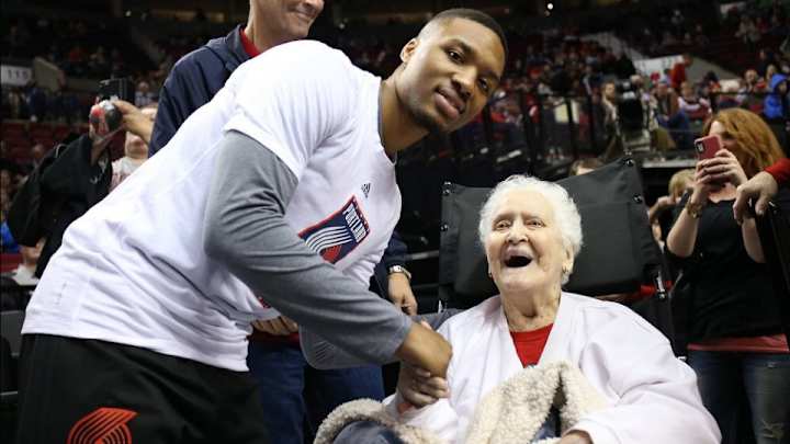 Damian Lillard met with a 92-year-old Blazers fan at her first game