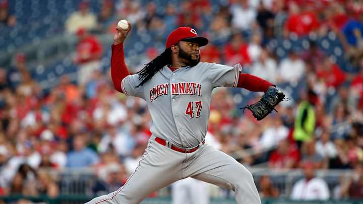 Cueto, Votto outdo Scherzer as Reds beat Nationals 5-0