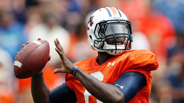 QB Johnson makes strong case to start in Auburn spring game