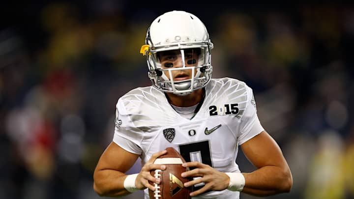 Watch: Oregon strikes first in national championship game Watch: Oregon strikes first in national championship game