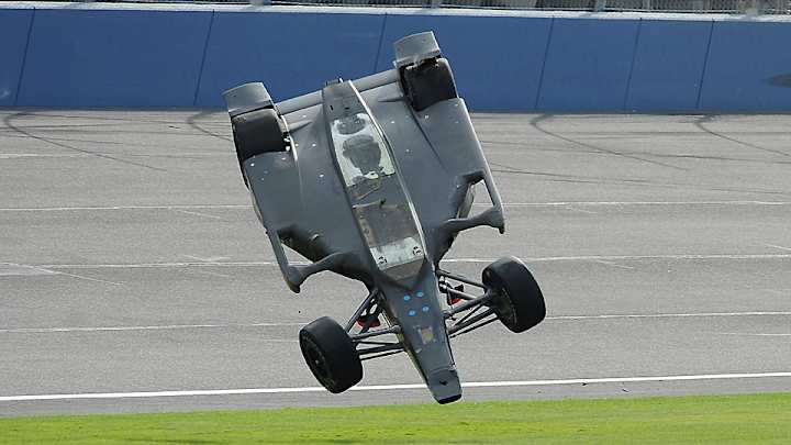 Helio Castroneves: Slim margin for error at IndyCar, NASCAR speeds Helio Castroneves: Slim margin for error at IndyCar, NASCAR speeds