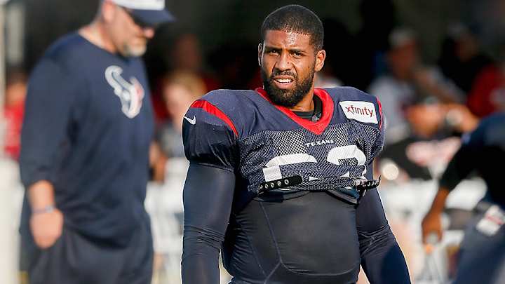 NFL rumors: Latest news around training camp, injuries, free agency