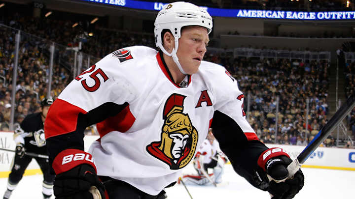 Senators' Chris Neil out indefinitely with fractured thumb Senators' Chris Neil out indefinitely with fractured thumb