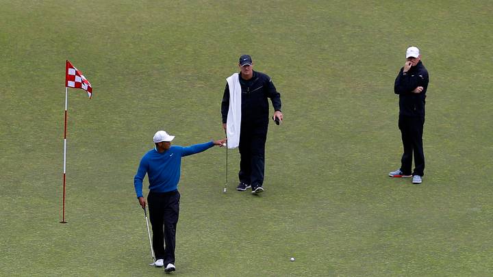 Tiger Woods plays 2nd practice round at Chambers Bay