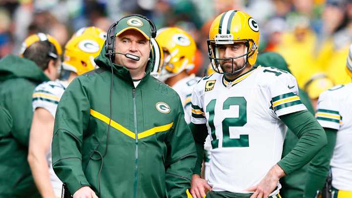 Packers' Mike McCarthy might hand off play-calling duties Packers' Mike McCarthy might hand off play-calling duties