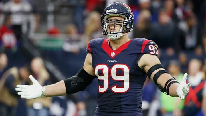 Texans' J.J. Watt shows off massive bruise he sustained last season Texans' J.J. Watt shows off massive bruise he sustained last season