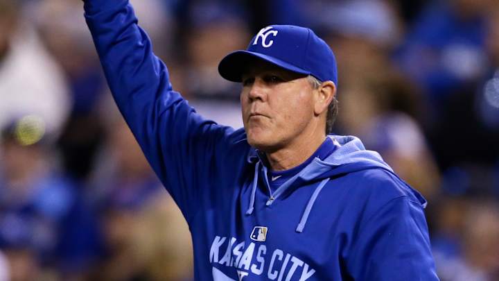 Moustakas sends Royals to 6-5 victory over Twins Moustakas sends Royals to 6-5 victory over Twins