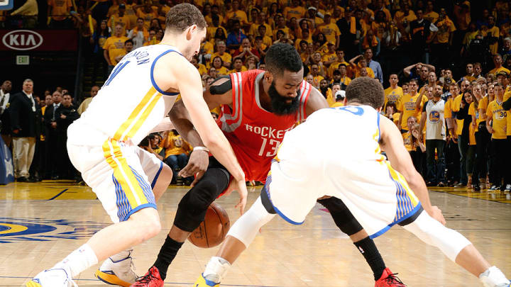 Video: Warriors win after Harden fails to get shot off in final seconds