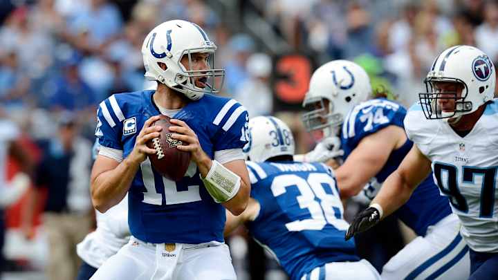 Luck rallies Colts to 1st win of season 35-33 over Titans Luck rallies Colts to 1st win of season 35-33 over Titans