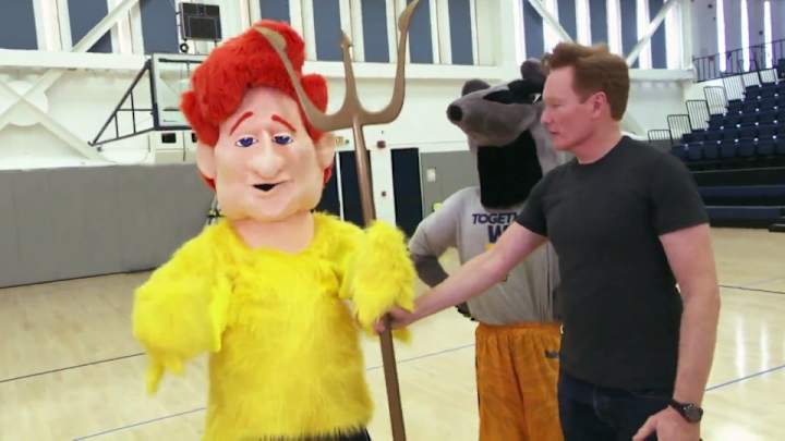 Conan O'Brien tries to revamp UC Irvine's Anteater mascot