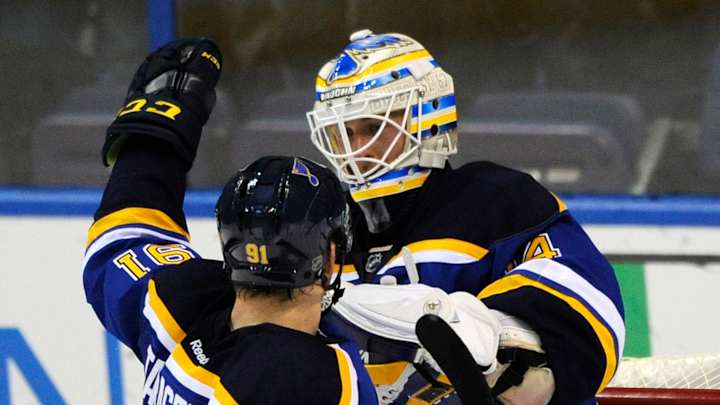 Tarasenko breaks tie, Blues beat Predators 2-1