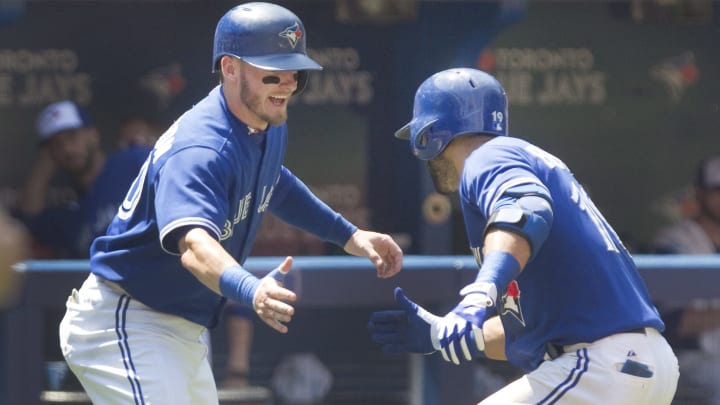 Bautista homers, Blue Jay beat Yankees to avoid 3-game sweep