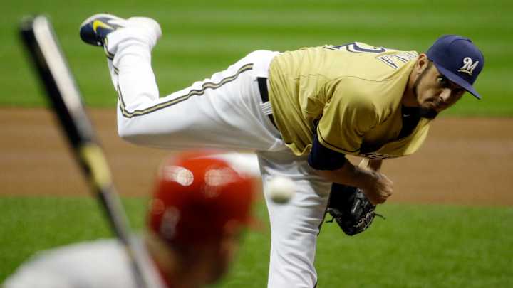 Martinez pitches Cardinals past Brewers 3-0 Martinez pitches Cardinals past Brewers 3-0