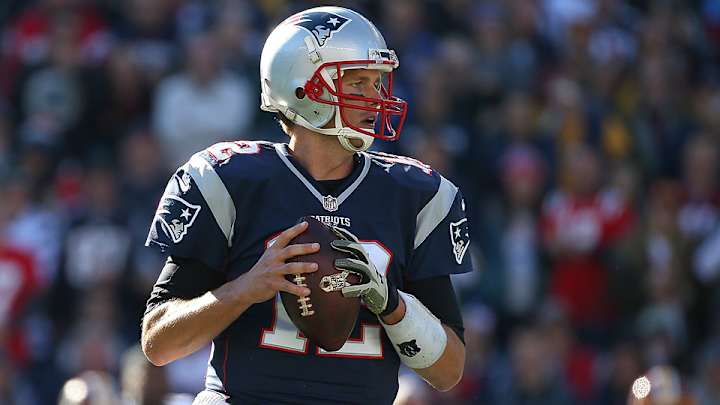 Patriots QB Tom Brady, Packers QB Aaron Rodgers lead Pro Bowl voting