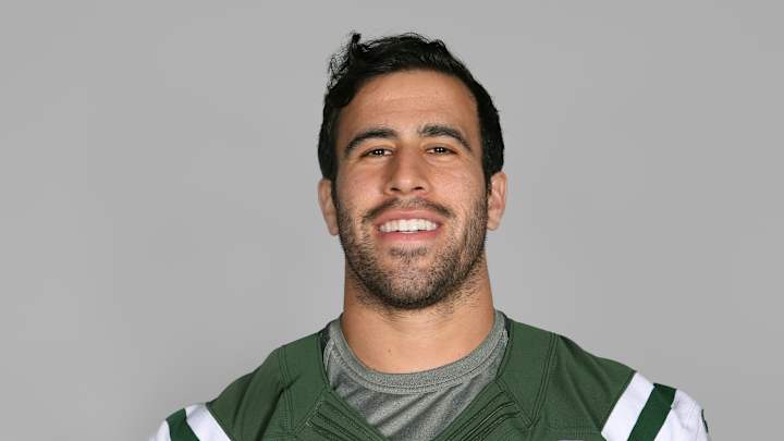 Jets tight end Amaro out for season with shoulder injury Jets tight end Amaro out for season with shoulder injury