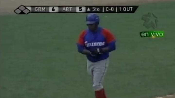 This Cuban baseball player took a 41-second home run trot