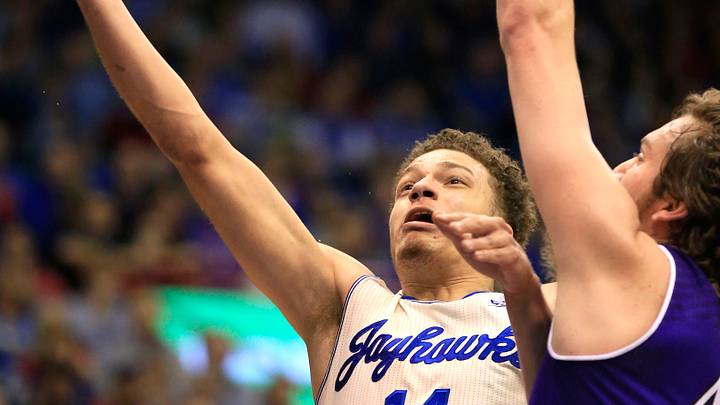Greene back to lead No. 2 Kansas to 92-59 rout of Holy Cross Greene back to lead No. 2 Kansas to 92-59 rout of Holy Cross