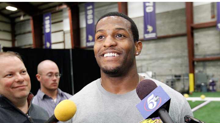 Vikings wide receiver Mike Wallace says he is the NFL's fastest player