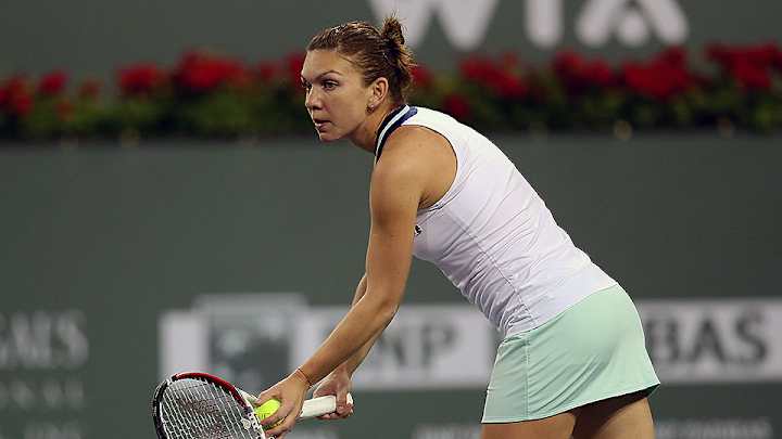 Simona Halep playing with a heavy heart after family tragedy