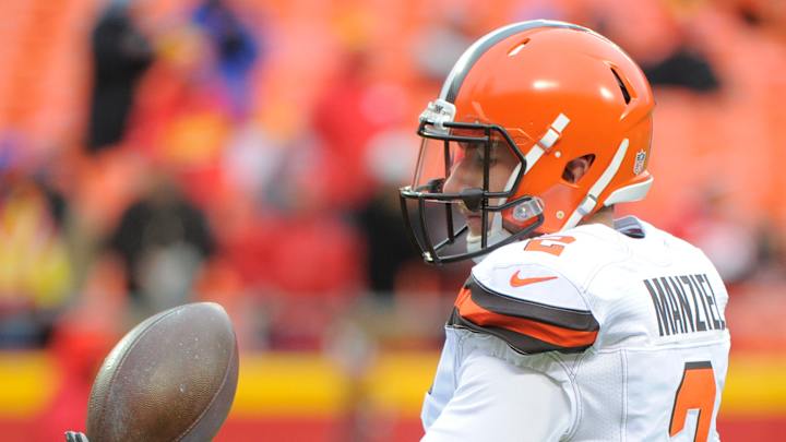 Browns coach to talk with Manziel about latest video