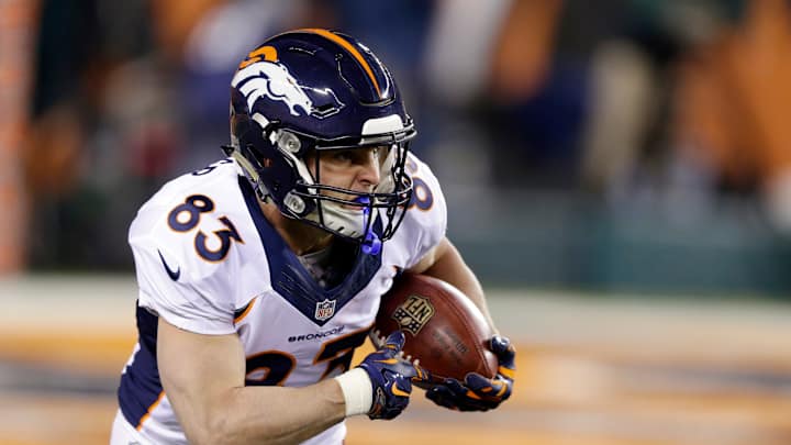 Rams sign Wes Welker, hoping to improve 3rd-down production
