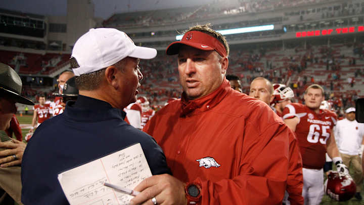 Arkansas defense struggling to pressure opposing QBs Arkansas defense struggling to pressure opposing QBs