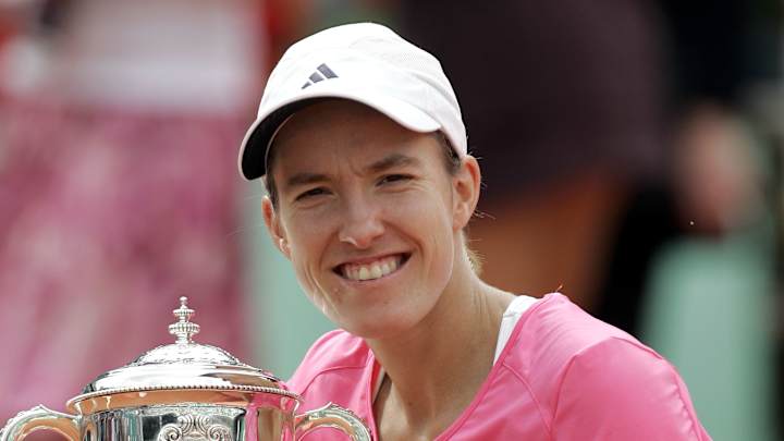 Henin, Safin nominated for International Tennis Hall of Fame