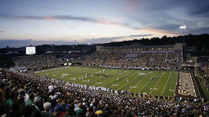 Western Michigan honors 'teammate' who died from cerebral palsy