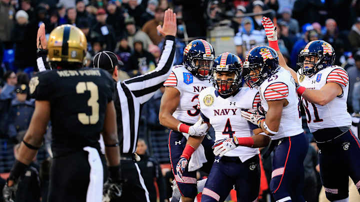 Army-Navy game could pose issue for College Football Playoff