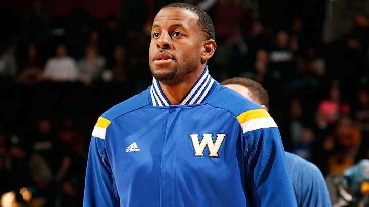 Video: Warriors' Andre Iguodala drops Matthew Dellavedova with crossover