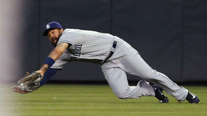 Bettis, Rockies hold off Padres 7-4