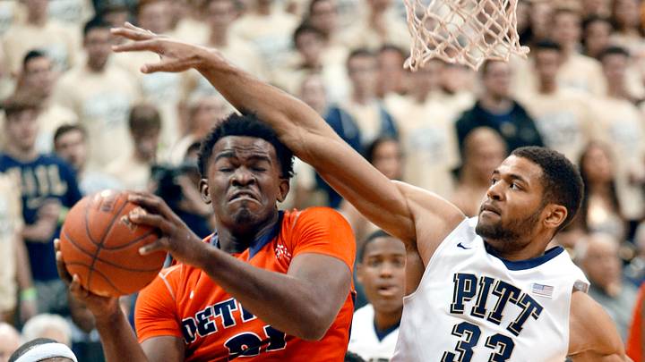 Pittsburgh smothers Detroit down the stretch in 95-79 win