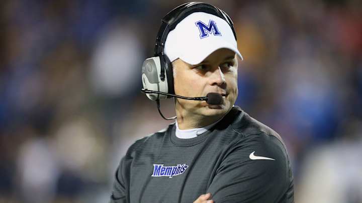 Report: Memphis extends substantial offer to keep Justin Fuente