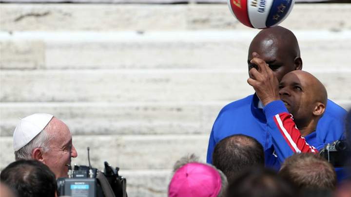 Pope Francis met with the Harlem Globetrotters