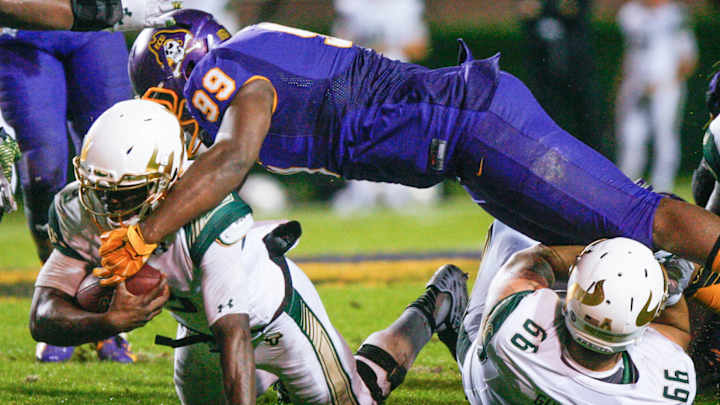 South Florida rallies past East Carolina 22-17