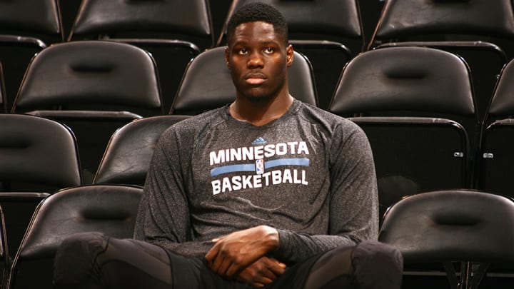 Report: Timberwolves working on buying out Anthony Bennett