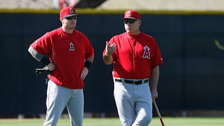 Scioscia meets with Hamilton, still unsure when he'll return