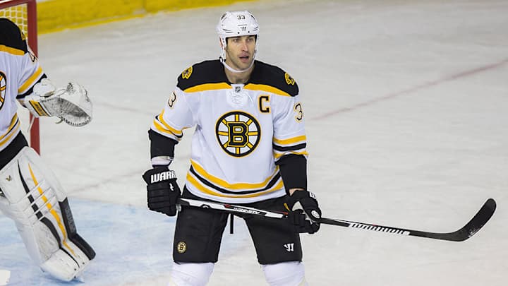 Watch: Bruins’ Zdeno Chara bats puck out of air for assist vs. Canadiens