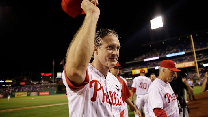 AP Sources: Phillies have agreed to trade Utley to Dodgers