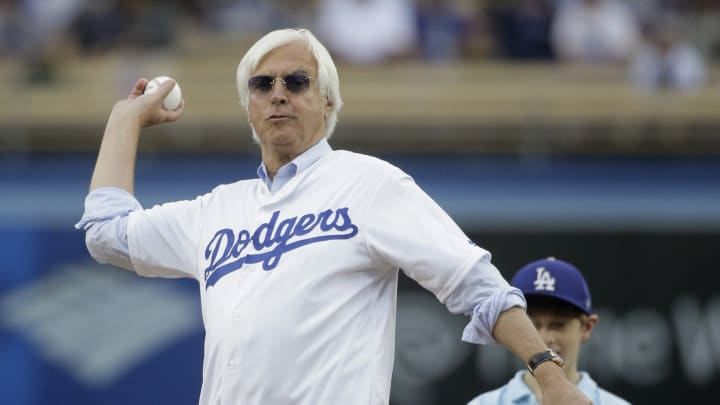 Dodgers beat Diamondbacks 3-1 behind Howie Kendrick