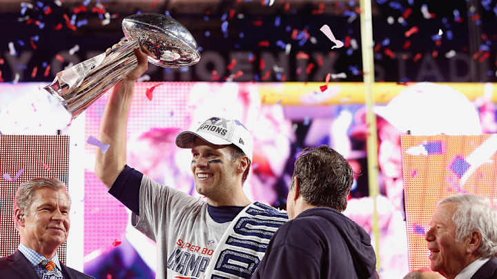 Report: 10 NFL teams must increase payroll spending to comply with CBA Report: 10 NFL teams must increase payroll spending to comply with CBA