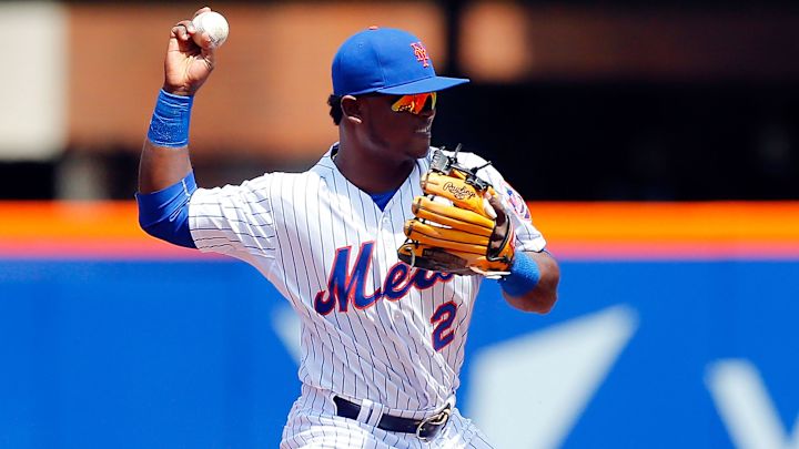 Mets place second baseman Dilson Herrera on DL with fractured finger