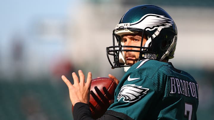 Eagles QB Sam Bradford expects to play Sunday against Patriots Eagles QB Sam Bradford expects to play Sunday against Patriots