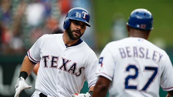 Rangers hit impressive HRs, Lewis finally beats Twins